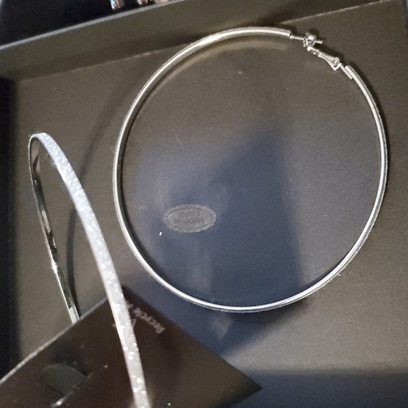 Guess oversized sequin‎ silver 90MM hoop circle earrings new - Picture 1 of 14